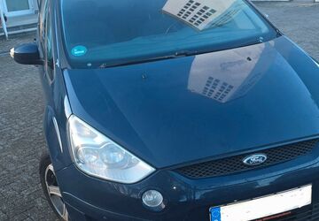 Ford S-Max 186.400 km 3.500 &euro; Remscheid 42859