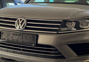 VW Touareg 208.000 km 18.200 &euro; Neuss 41469