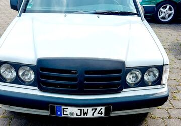Mercedes-Benz 190 124.840 km 4.200 &euro; Essen 45307
