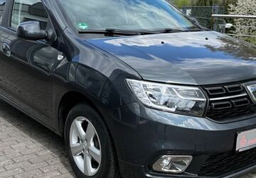 Dacia Sandero 82.949 km 7.777 &euro; Radevormwald 42477