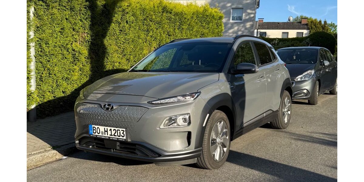 Hyundai KONA Elektro 26.500 km 17.950 &euro; Bochum 44803