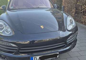 Porsche Cayenne 105.200 km 25.500 &euro; Düsseldorf, Stadt 40470