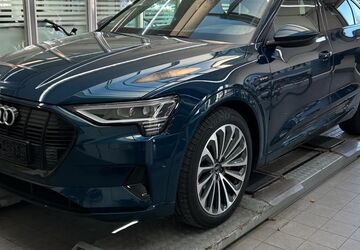 Audi e-tron 45.373 km 36.345 &euro; Hagen 58091