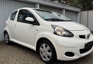 Toyota Aygo (X) 143.950 km 2.550 &euro; Düsseldorf 40472