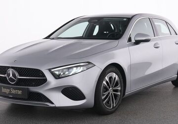Mercedes-Benz A 180 11.802 km 29.385 &euro; Essen 45309