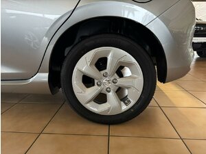 Suzuki Swift 1.2 Dualjet Hybrid Comfort 5 J. Garantie 3.260 km 22.930 &euro; HAAN 42781