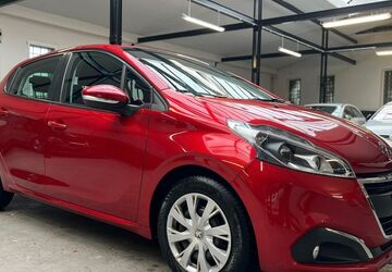 Peugeot 208 97.680 km 5.870 &euro; Velbert 42551