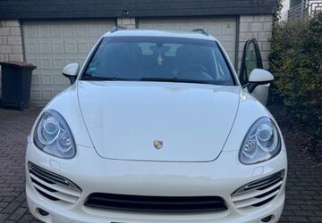 Porsche Cayenne 197.000 km 17.200 &euro; Wuppertal 42107