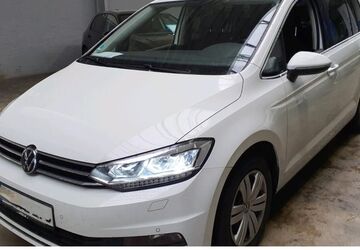 VW Touran 64.927 km 27.950 &euro; Hilden 40721
