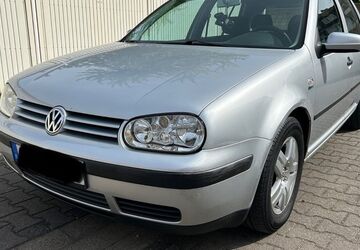 VW Golf 144.874 km 3.500 &euro; Duisburg 47179