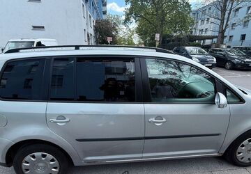 VW Touran 270.400 km 2.300 &euro; Monheim am Rhein 40789