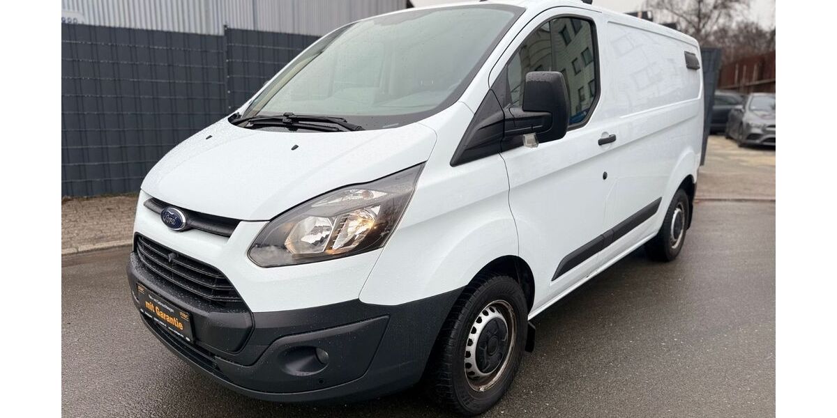 Ford Transit Custom 96.000 km 8.600 &euro; Essen 45356