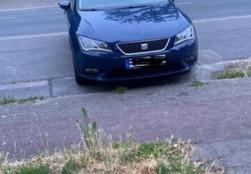 Seat Leon 101.000 km 9.100 &euro; Essen 45329