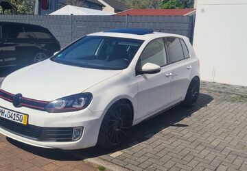 VW Golf 174.000 km 8.500 &euro; Oberhausen 46049