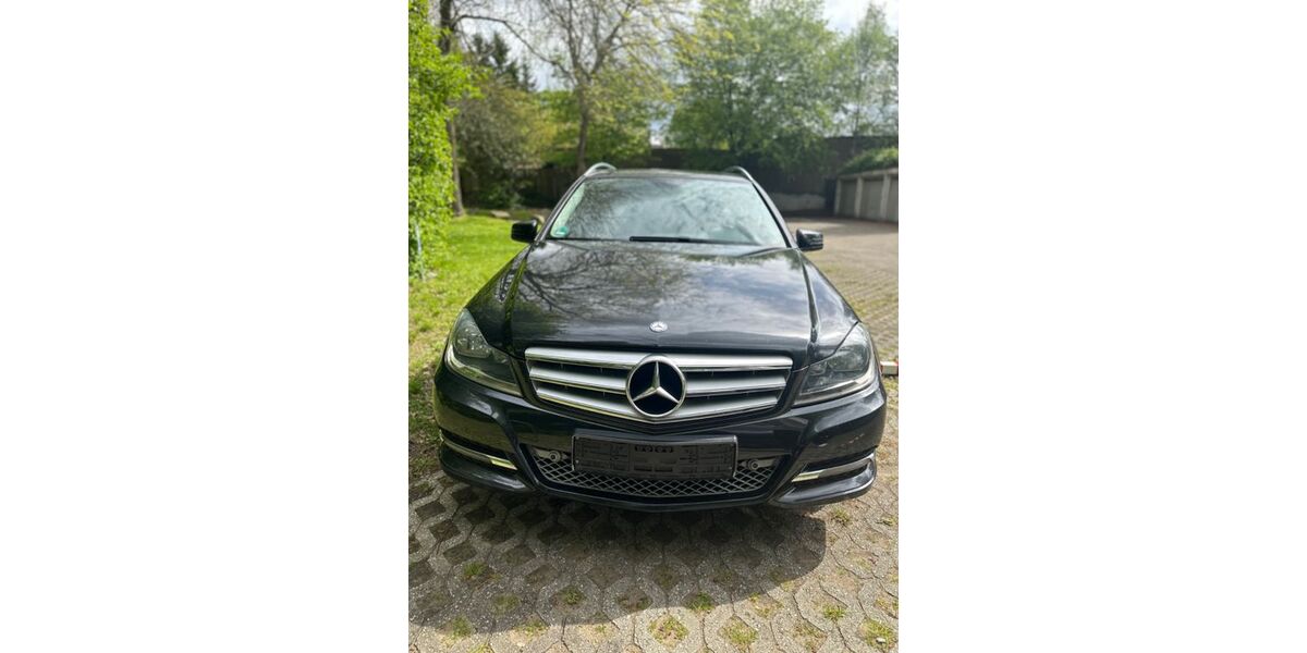 Mercedes-Benz C 250 220.000 km 9.300 &euro; Oberhausen 46049