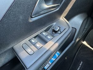 Opel Astra GS KAM NAV SHZ LHZ Frontscheibenheiz. 360° K 9.000 km 28.900 &euro; HAAN 42781