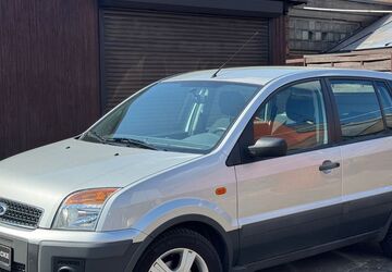 Ford Fusion 106.000 km 3.450 &euro; Duisburg 47179