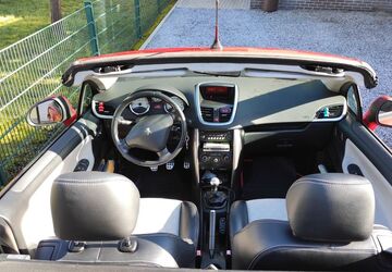 Peugeot 207 201.000 km 1.890 &euro; Velbert 42549