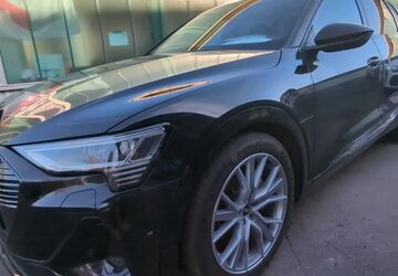 Audi e-tron 60.282 km 34.225 &euro; Hagen 58091