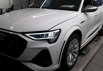 Audi e-tron 60.884 km 39.670 &euro; Hagen 58091