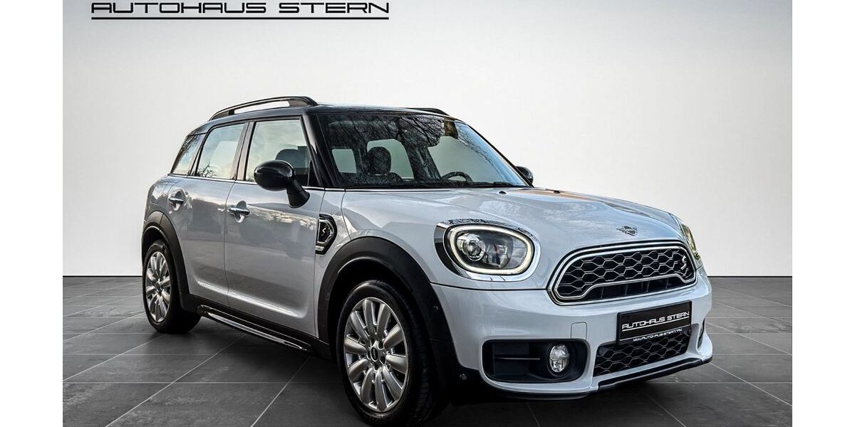 Mini Cooper SD Countryman 86.159 km 21.990 &euro; Gelsenkirchen 45892