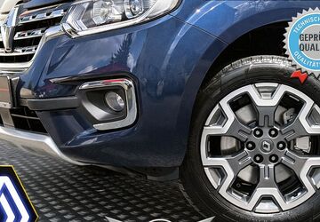 Renault Alaskan 54.265 km 28.990 &euro; Düsseldorf 40625