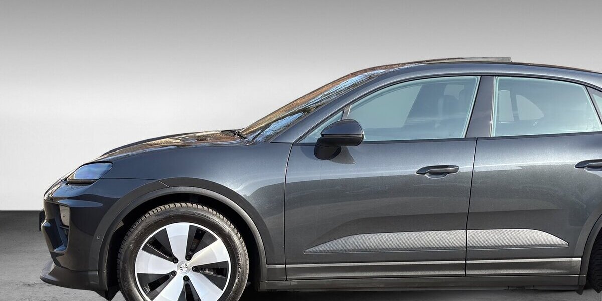 Porsche Macan 4 Bose Pano Volleder 0,25% 23.997 km 75.500 &euro; Wuppertal 42327