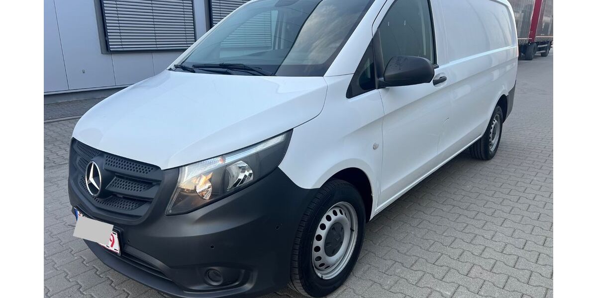 Mercedes-Benz Vito 171.493 km 14.518 &euro; Düsseldorf 40233
