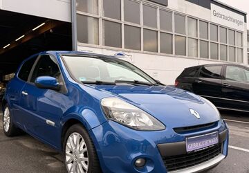 Renault Clio 146.000 km 2.990 &euro; Ratingen 40880
