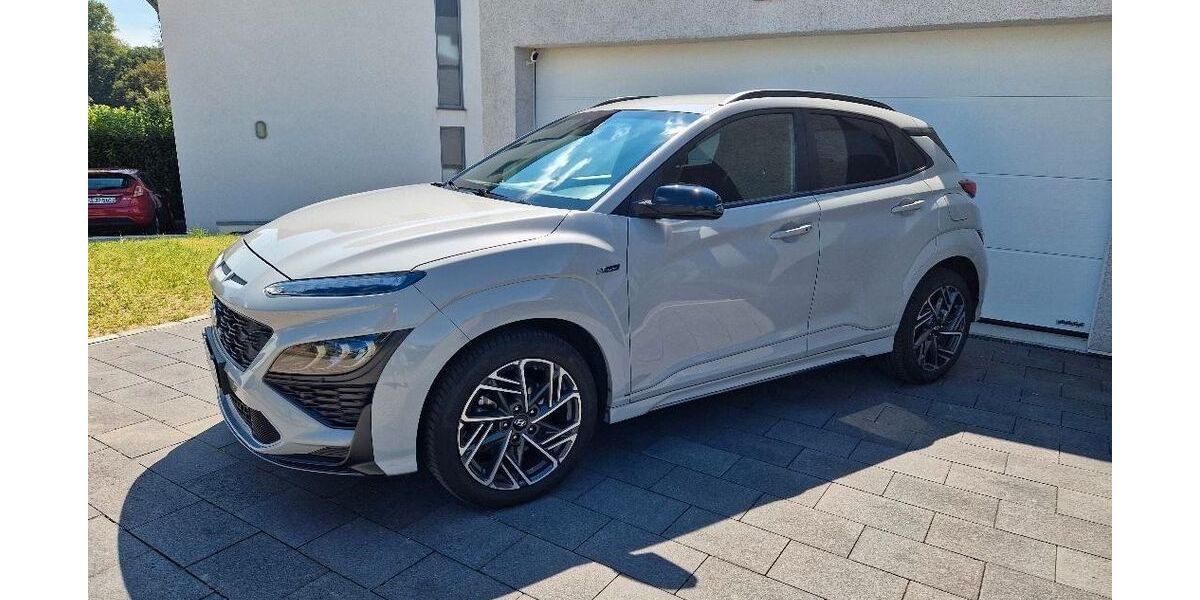 Hyundai KONA 70.125 km 17.190 &euro; Burscheid 51399