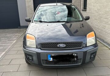 Ford Fusion 165.000 km 1.899 &euro; Gelsenkirchen 45892