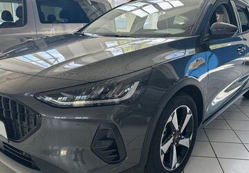 Ford Focus 49.500 km 24.998 &euro; Wuppertal 42117