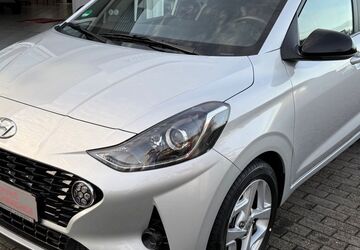 Hyundai i10 9.402 km 14.990 &euro; Radevormwald 42477