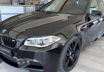 BMW M5 103.832 km 42.990 &euro; Düsseldorf 40627