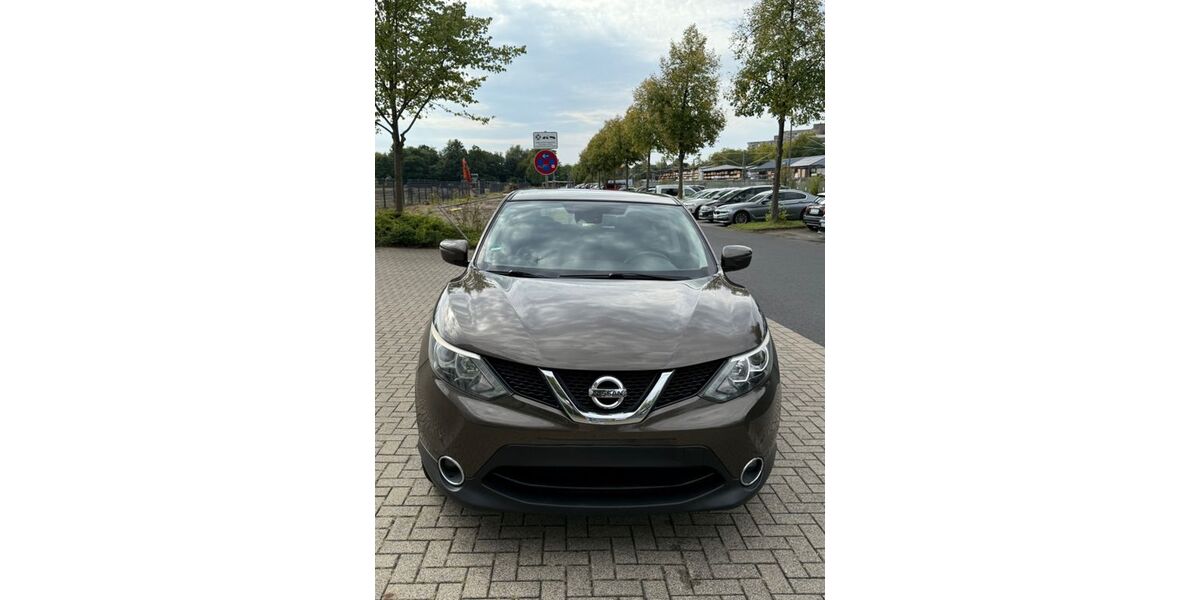 Nissan Qashqai 182.097 km 10.200 &euro; Duisburg 47057