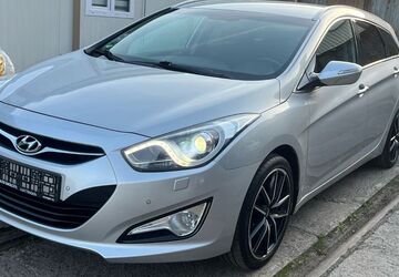 Hyundai i40 157.000 km 8.100 &euro; Hattingen 45525