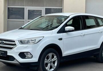 Ford Kuga 119.315 km 8.900 &euro; Solingen/NRW 42655