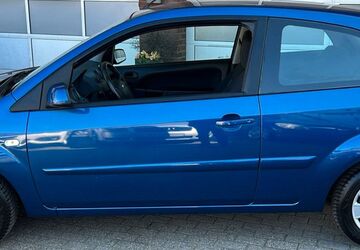 Ford Fiesta 64.000 km 3.299 &euro; Neuss 41466