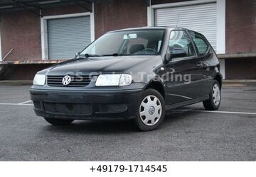 VW Polo 143.744 km 890 &euro; Düsseldorf 40589