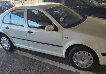 VW Bora 156.000 km 2.000 &euro; Wuppertal, Stadt 42283