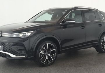 VW Tiguan 15.300 km 46.084 &euro; Neuss 41464