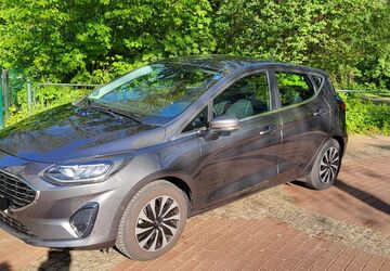 Ford Fiesta 9.900 km 16.999 &euro; Leichlingen 42799