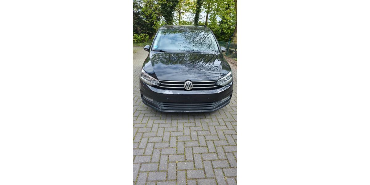 VW Touran 255.000 km 10.900 &euro; Duisburg 47178