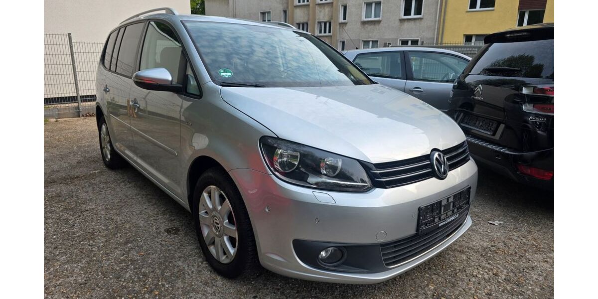 VW Touran 171.000 km 10.300 &euro; Essen 45144