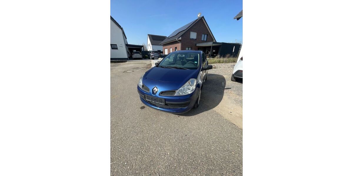 Renault Clio 170.000 km 1.300 &euro; Neuss 41472