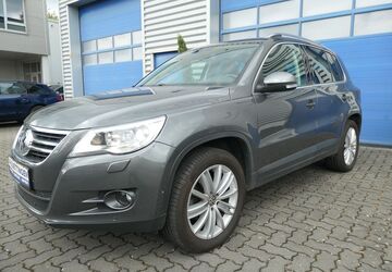 VW Tiguan 89.638 km 11.850 &euro; Monheim 40789
