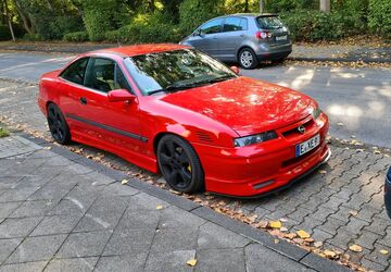 Opel Calibra 190.000 km 8.900 &euro; Essen 45309