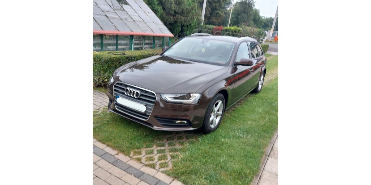 Audi A4 172.000 km 14.900 &euro; Velbert 42551