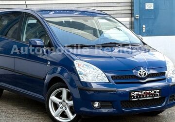 Toyota Corolla Verso 60.000 km 7.498 &euro; Ratingen 40880