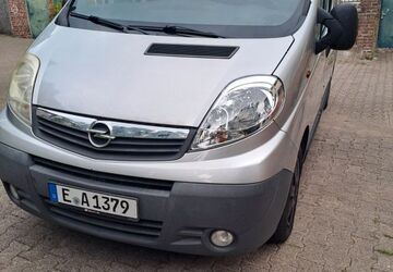 Opel Vivaro 164.730 km 11.500 &euro; Essen 45219